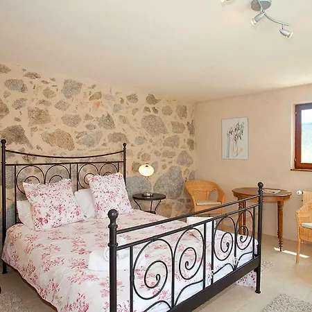 Monteils Sleeps 8 Pool Wifi Villa Monteils (Aveyron)