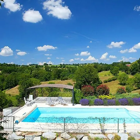 Monteils Sleeps 8 Pool Wifi *